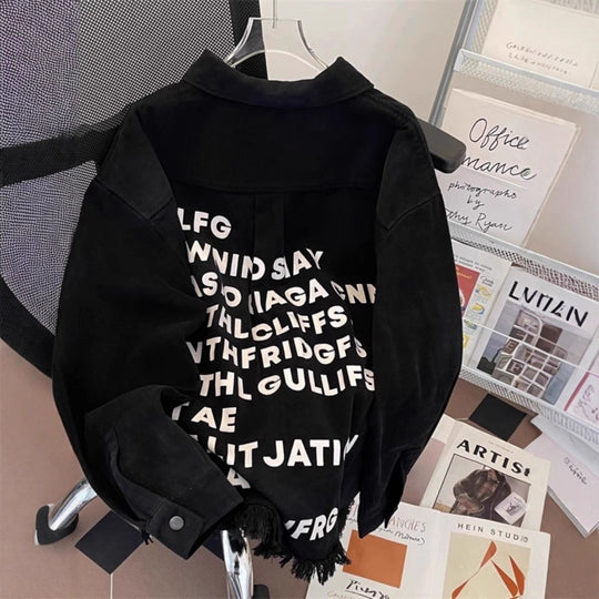 Damen Urbane Oversized Jacke mit kreativem Schriftzug Shop Nory