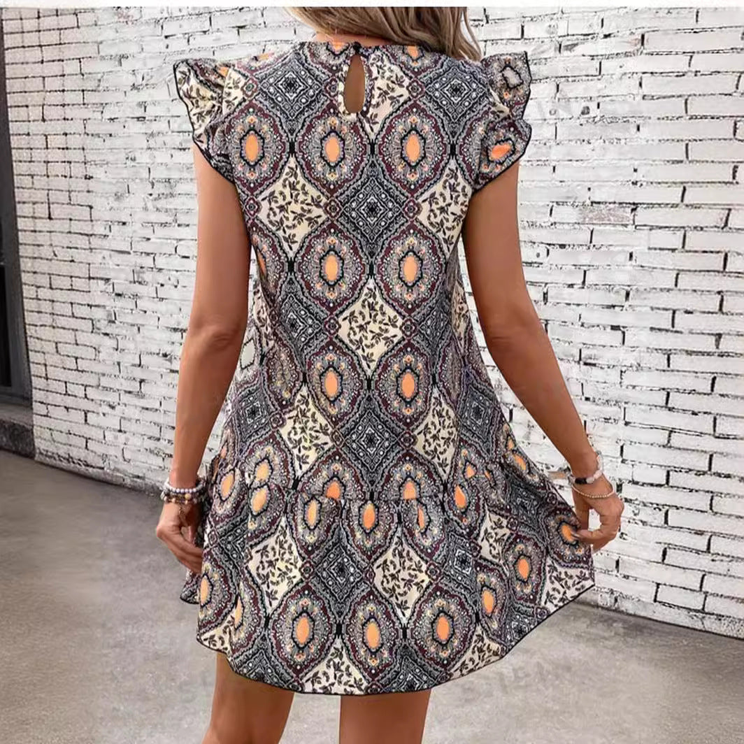 Damen kurzes Sommerkleid mit Rüschendetails Shopnory