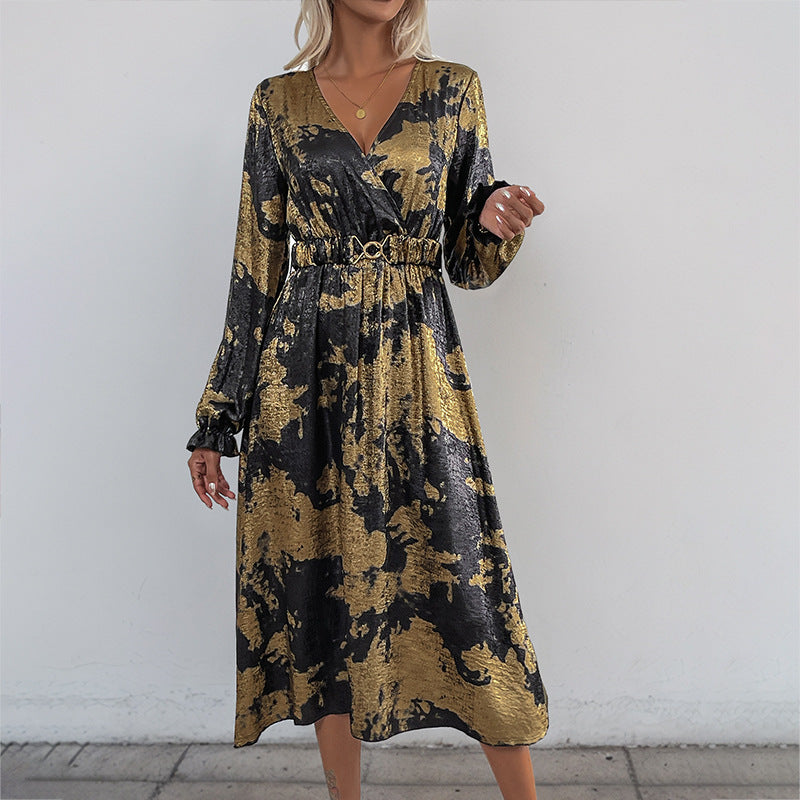 Damen Wickel-Midikleid mit Metallic-Effekt, abstraktem Print, Taillenring und hohem Beinschlitz Shop Nory