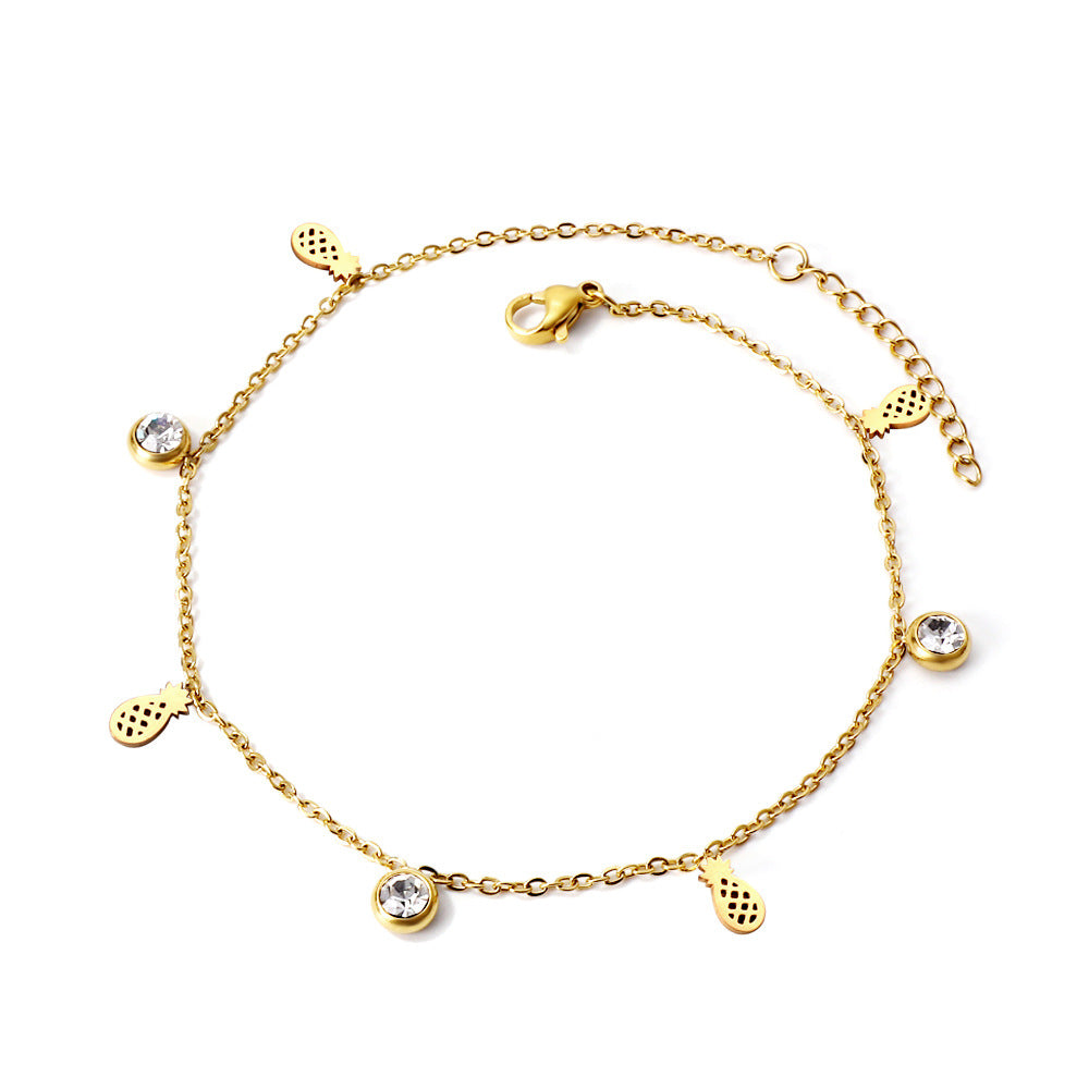 Damen Armband mit funkelnden Zirkonia und handgefertigten Anhängern Shop Nory