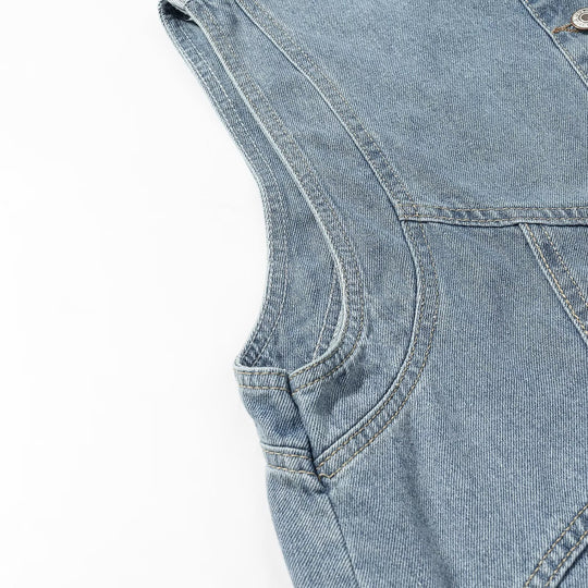 Damen Jeansweste mit Stehkragen, durchgehender Knopfleiste und aufgesetzten Taschen Shop Nory
