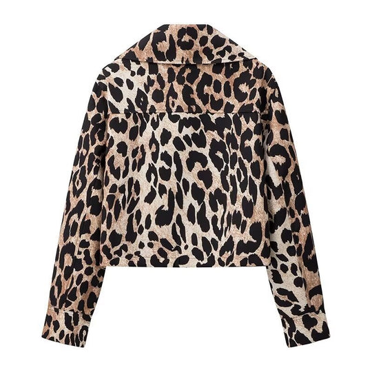 Damen Cropped-Fieldjacke im Leopardenmuster mit breitem Revers und Pattentaschen Shop Nory