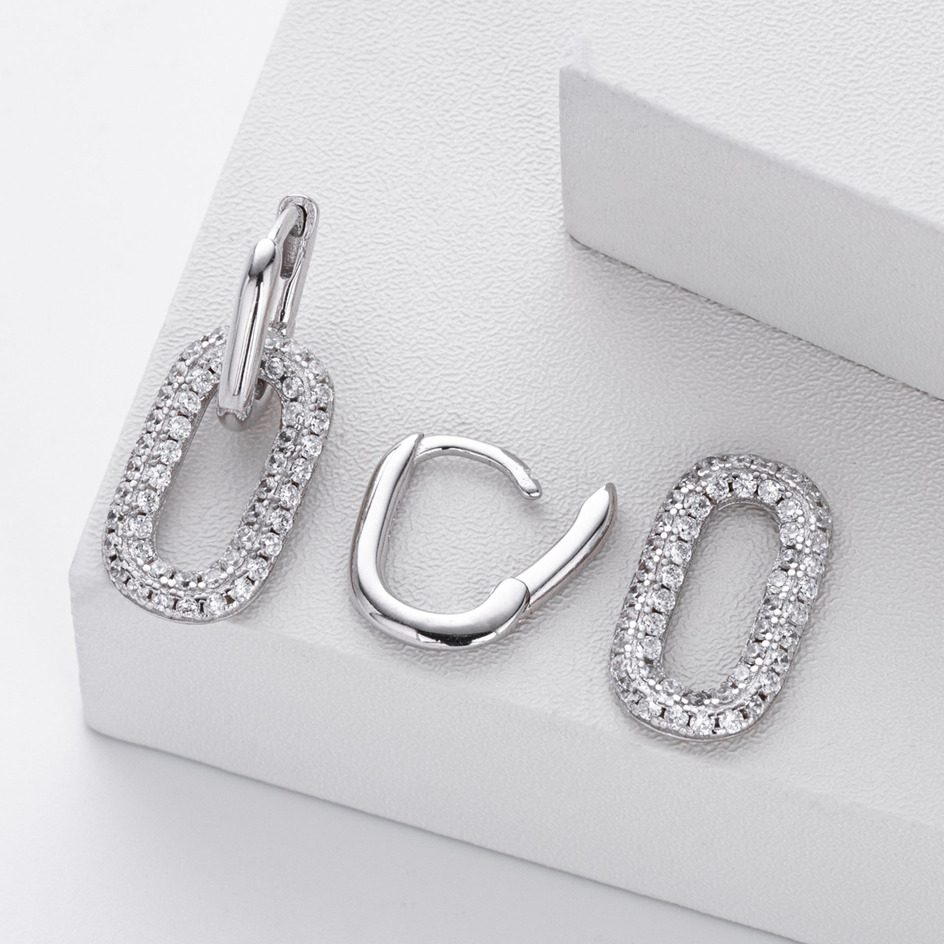 Damen Ohrringe mit funkelndem Zirconbesatz aus hochwertigem 925 Sterling Silber Shop Nory
