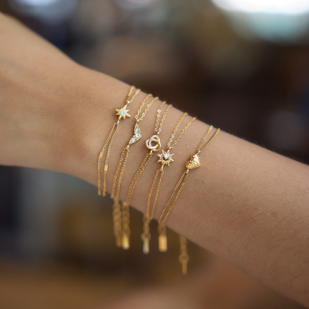 Damen Armband mit Sonnenmotiv aus hypoallergenem Edelstahl Shop Nory