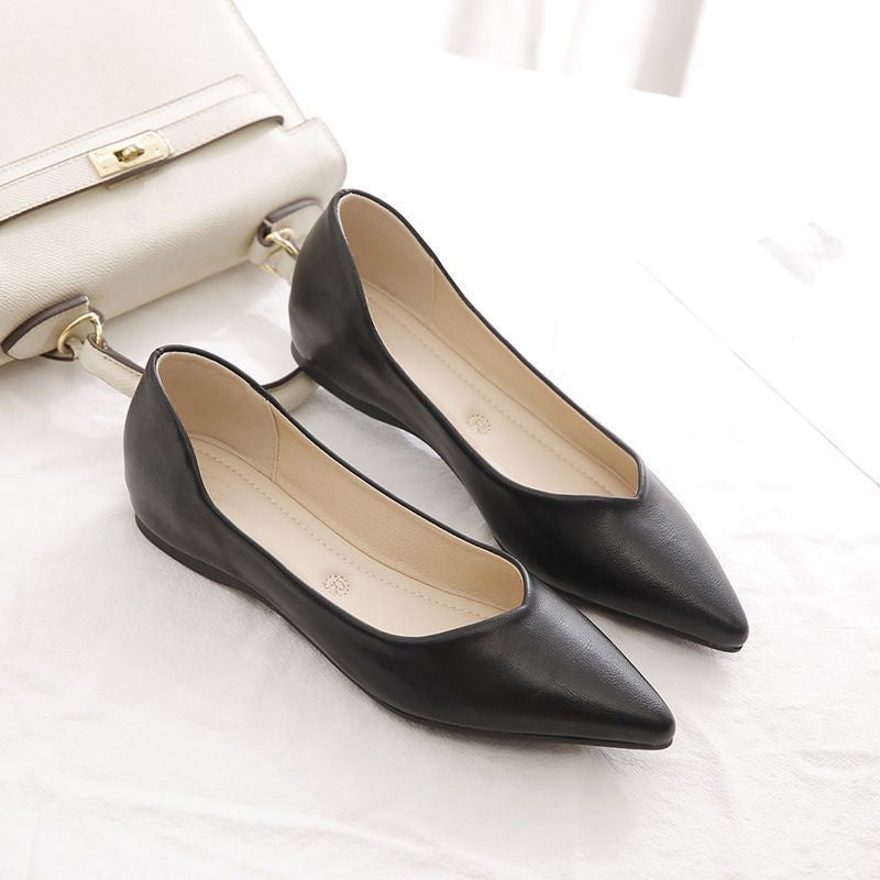Damen Elegante Ballerinas aus hochwertigem Leder mit modischem V-Ausschnitt