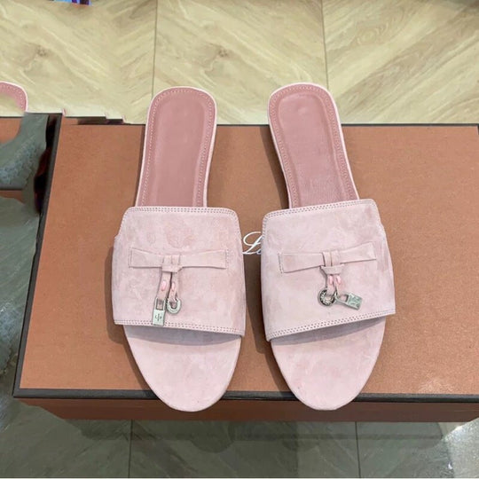 Damen Elegante Slippers aus weichem Wildleder mit dekorativem Riemendesign