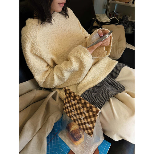 Damen Flauschiger Bouclé-Pullover im Oversize-Schnitt Shop Nory