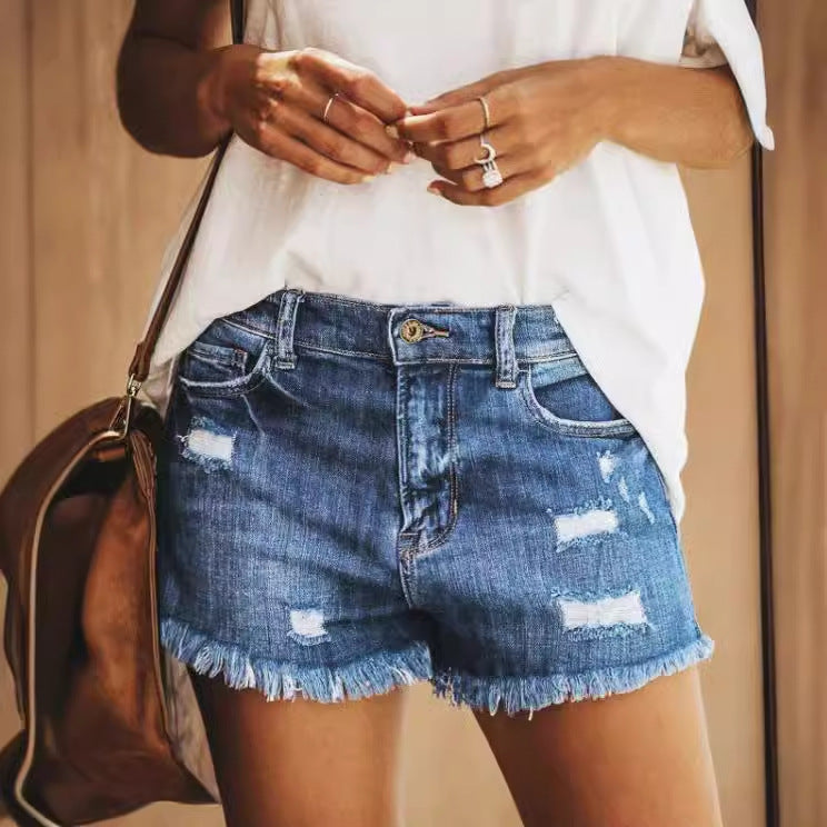 Damen Jeans-Shorts mit fransigen Säumen und distressed Details