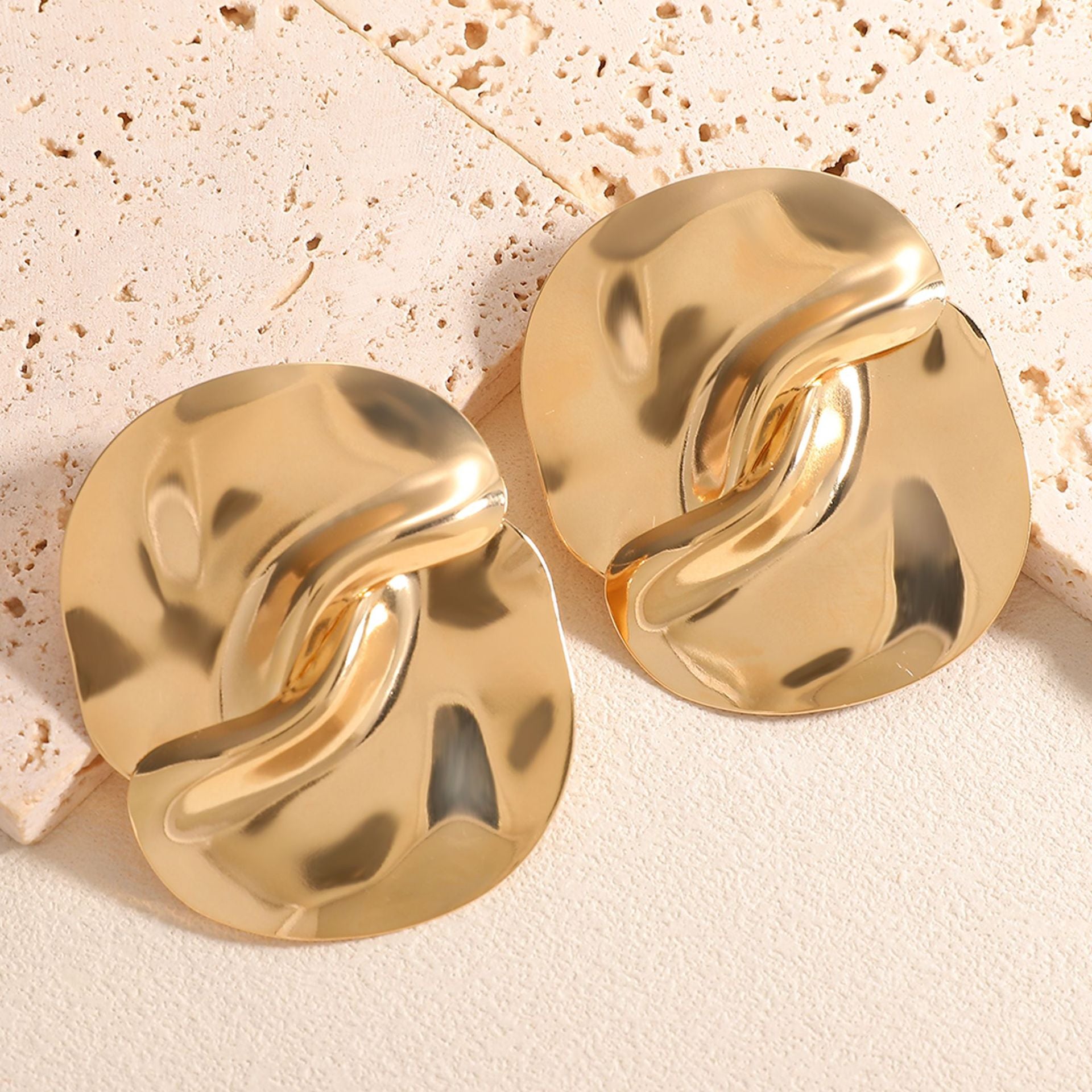 Damen Perl- und Metall-Design Ohrringe Shop Nory