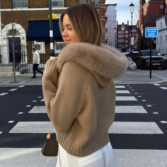 Damen Strickjacke mit Kunstfellkapuze Shopnory