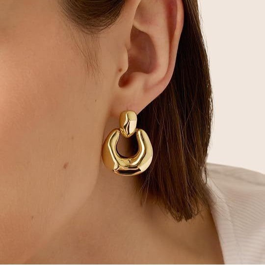 Damen Ohrringe im modernen Skulptur-Design Shop Nory