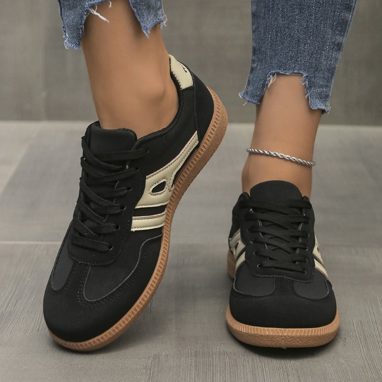 Damen Casual-Sneaker im Retro-Look aus Wildlederimitat mit kontrastierenden Zierstreifen und dämpfender Gummisohle Shop Nory