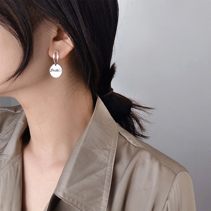 Damen Ohrringe mit verspieltem Smiley- und Herzdesign Shop Nory