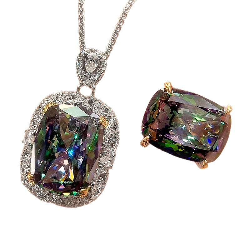 Kissenförmiger Topas-Anhänger und Statement-Ring-Set mit cubic Zirconia-Halo und Sterling-Kette
