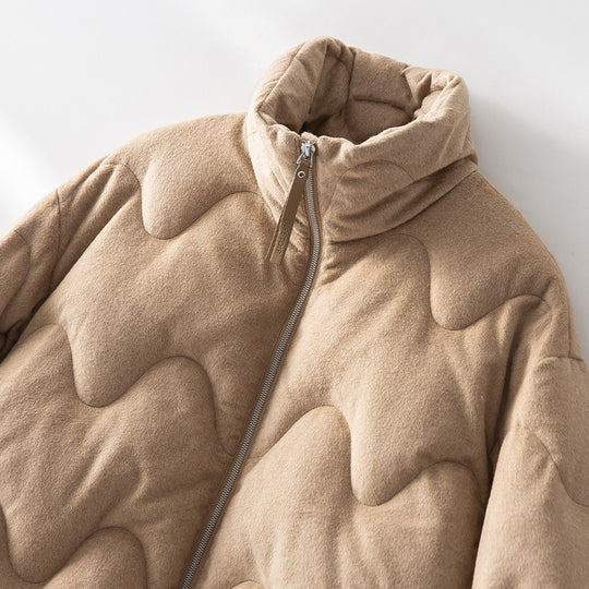 Damen Kurze gesteppte Jacke mit Wellensteppung, hohem Stehkragen und Boxy-Silhouette Shop Nory