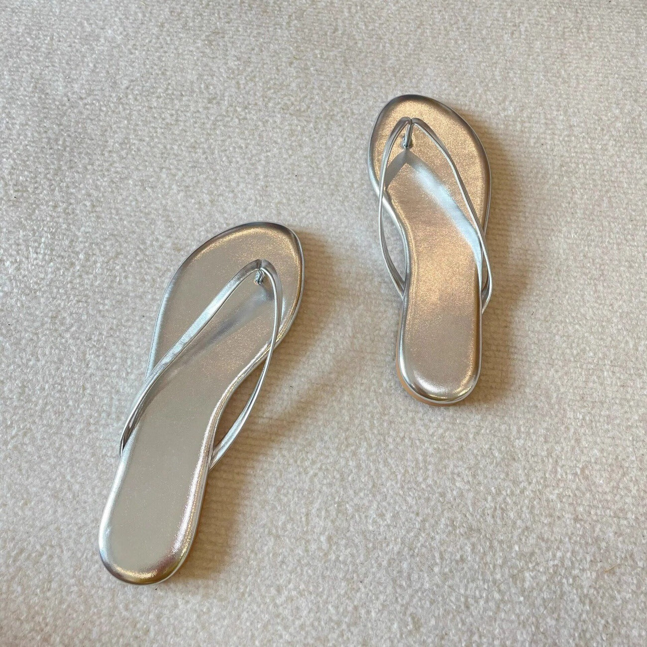 Damen Zehentrenner Sandalen mit ergonomischem Fußbett und flexibler Sohle