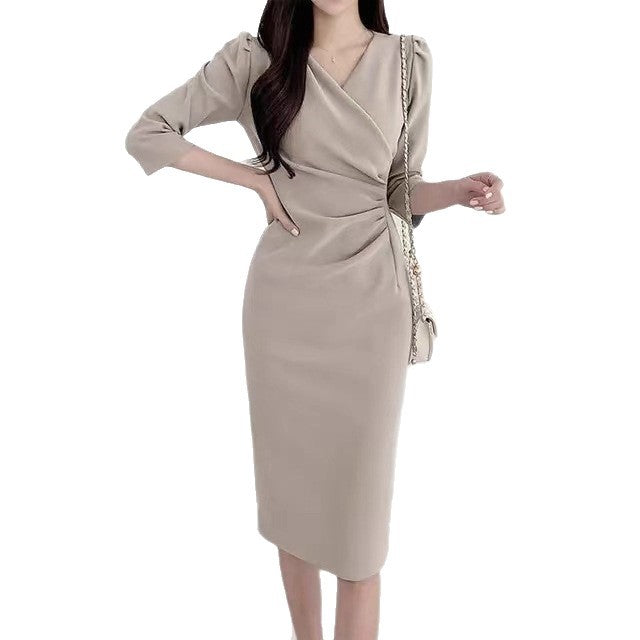 Damen Elegant-tailliertes Drapé-Etuikleid mit asymmetrischer Wickel-Optik und 3/4-Ärmeln Shop Nory