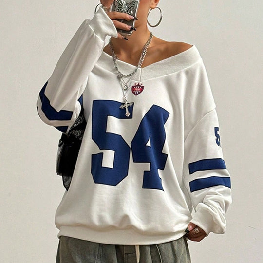 Damen Lockeres College-Sweatshirt im Off-Shoulder-Look mit großem Nummernprint Shop Nory