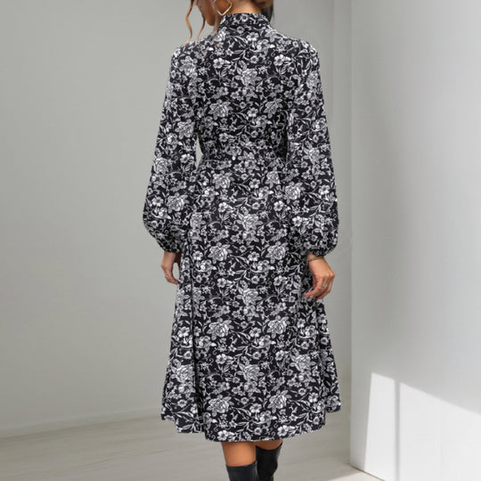 Damen Midikleid mit Spitzenbesatz am Ausschnitt, verdeckter Knopfleiste, Taillenbindegürtel & floralem Allover-Print Shop Nory