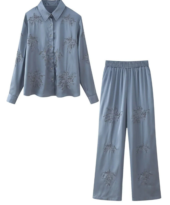 Damen bestickte Seidenoptik-Bluse mit funkelnden Kristallapplikationen und Hemdkragen Shop Nory