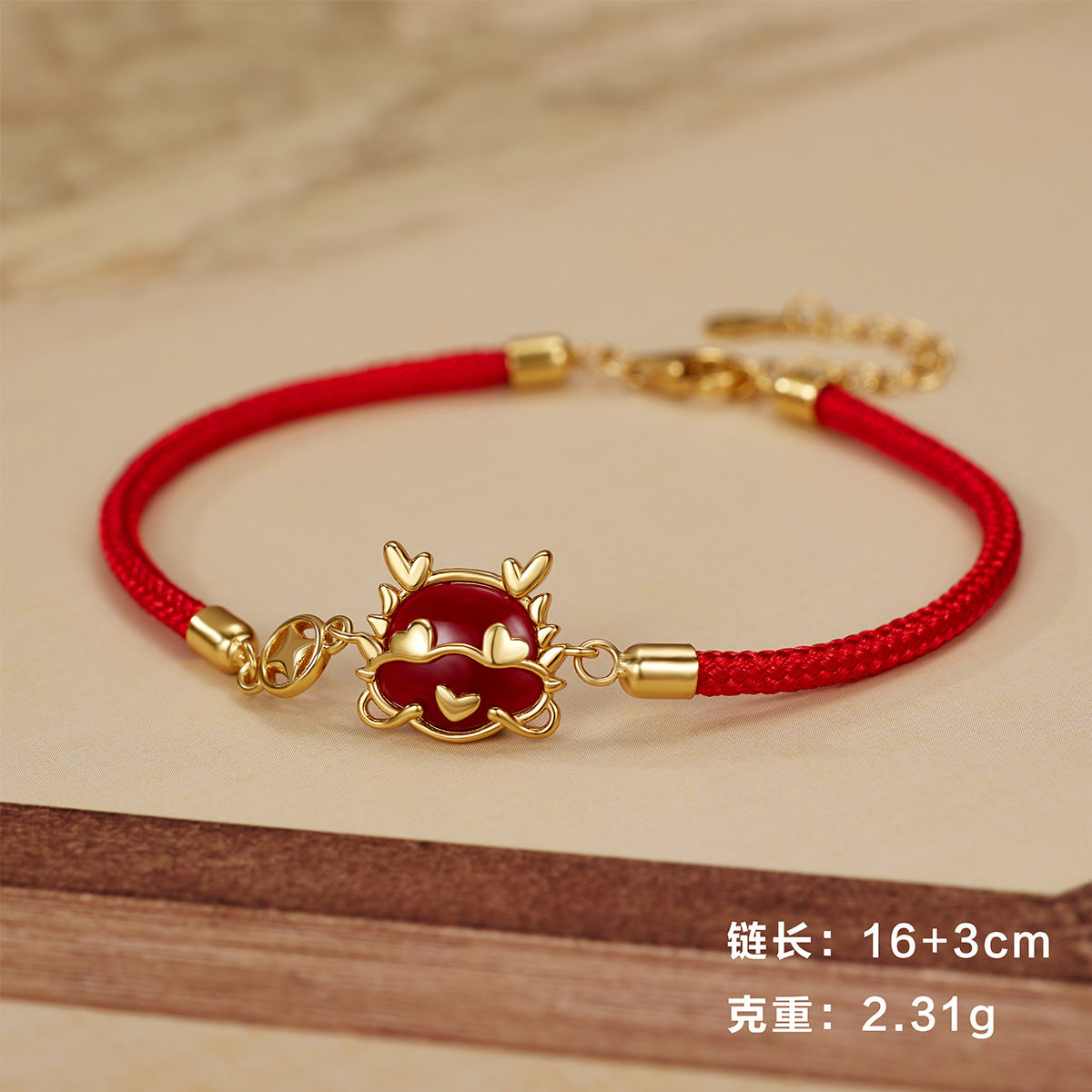 Damen Armband mit kunstvollem Anhänger und geflochtenem Design Shop Nory