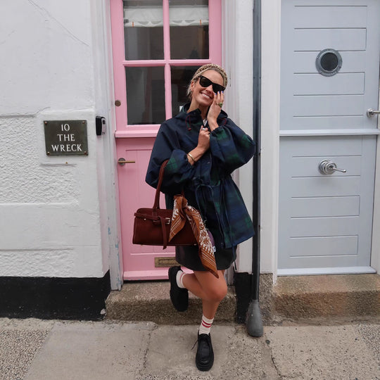Damen Leichte Kapuzenjacke im Parka-Stil mit Kordelzug und Karomuster Shop Nory