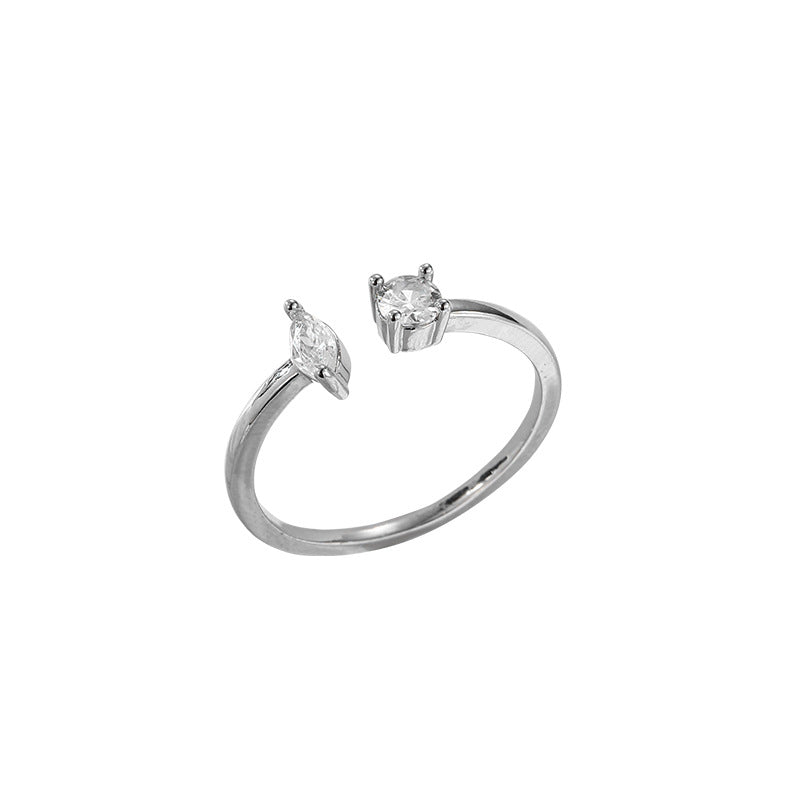 Damenring mit elegantem minimalistischen Design und funkelnden Kristallen Shop Nory