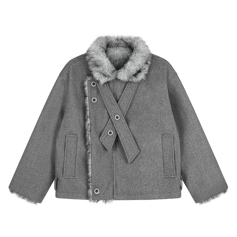 Damen Kurz geschnittene Wolljacke mit Kunstfellbesatz und asymmetrischer Knopfleiste Shop Nory