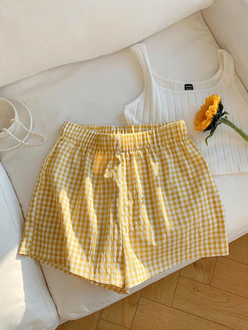 Damen luftige Karoshorts mit elastischem Bund und seitlichen Taschen Shopnory