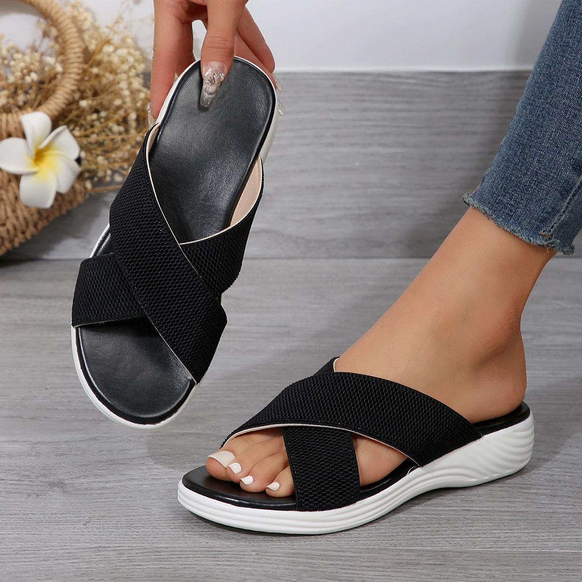 Damen Komfortable Crossover-Sandalen mit dämpfender Sohle