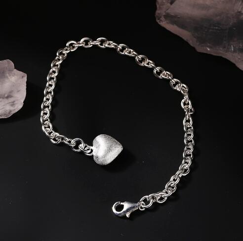 Damen Armband mit Herzanhänger aus hochwertigem Edelstahl Shop Nory
