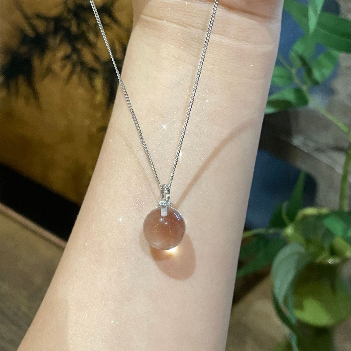 Damen Halskette mit elegantem, runden Anhänger aus hochwertigem Halbedelstein Shop Nory