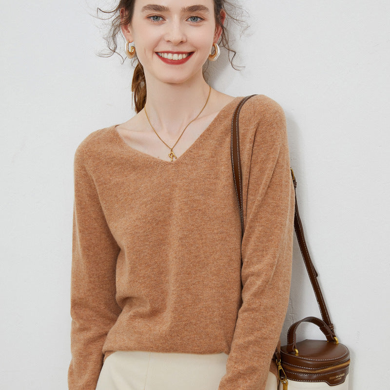 Damen Kuscheliger V‑Ausschnitt Feinstrickpullover aus Mohair‑Mix mit flauschiger Oberfläche Shop Nory