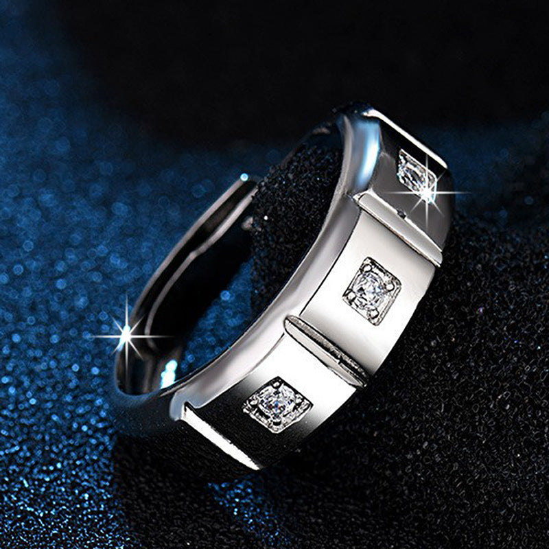 Damenring mit eckigem Design und funkelnden Zirkonia Shop Nory