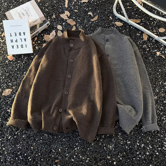 Unisex Oversized Wollmix-Cardigan mit Rundhalsausschnitt, Knopfleiste und geripptem Saum Shop Nory