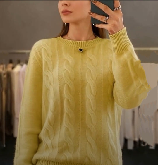 Damen Kuscheliger Zopfmuster-Feinstrickpullover mit legerer Passform Shop Nory