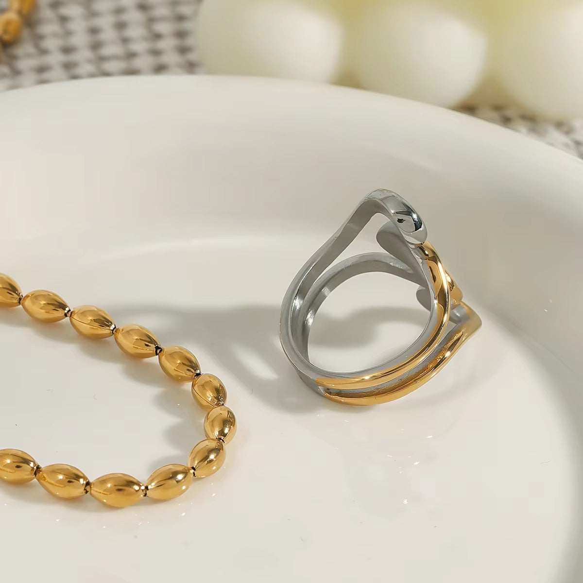 Damen Edelstahlring im modernen Wellen-Design Shop Nory