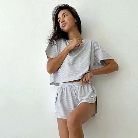 Damen stylisches Freizeit-Set mit lockerem Kurzarm-Top und Shorts