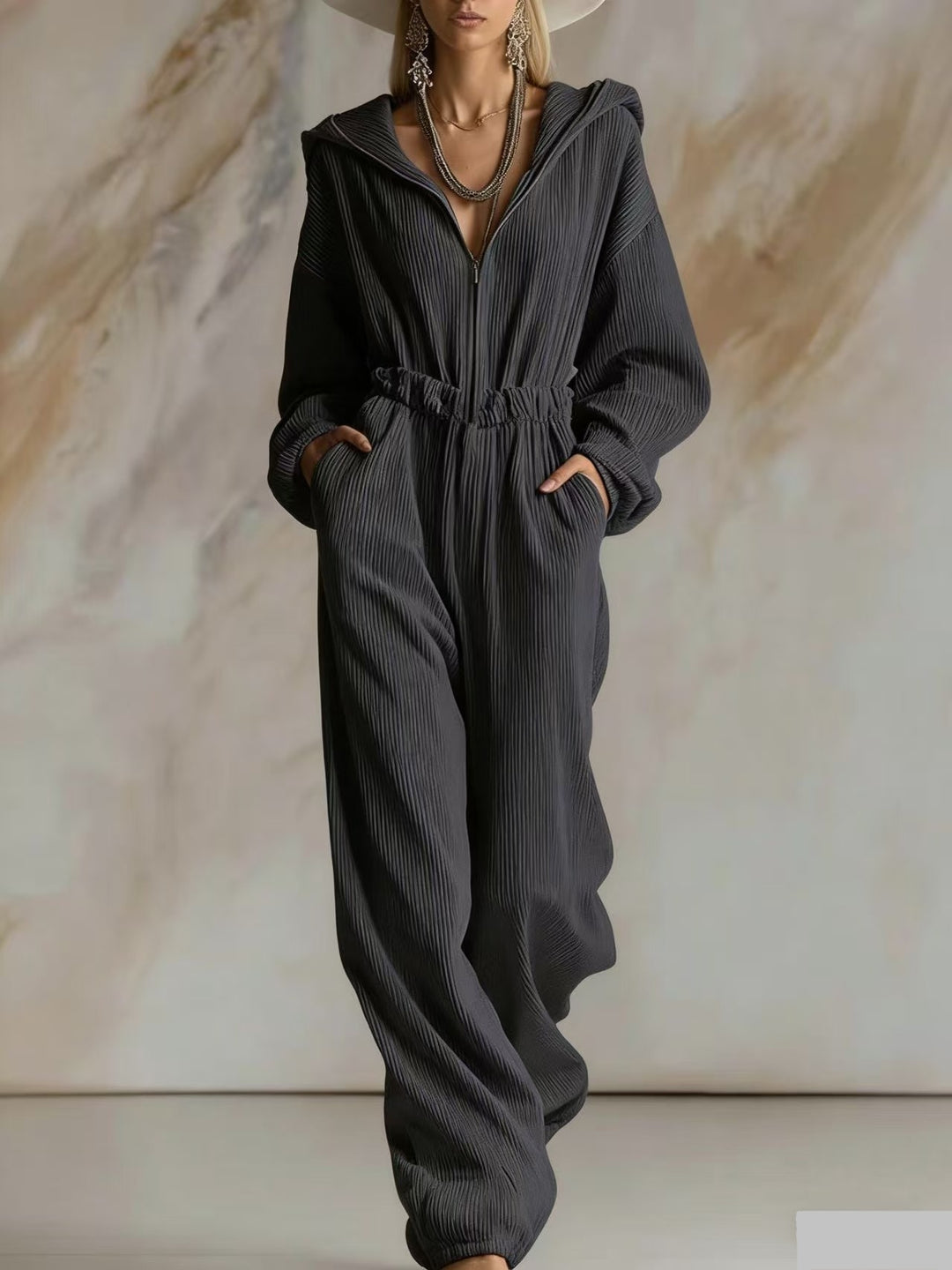 Damen Plissierter Kapuzen-Jumpsuit mit Reißverschluss und elastischer Taille Shop Nory