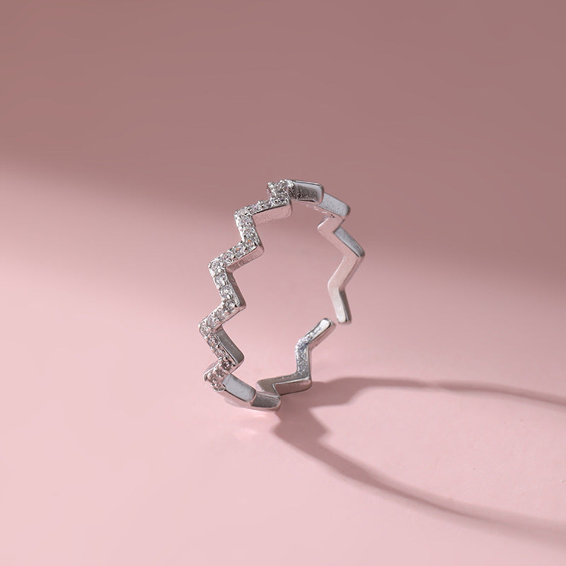 Damen Zigarrenförmiger Ring mit funkelnden Zirkonia Shop Nory
