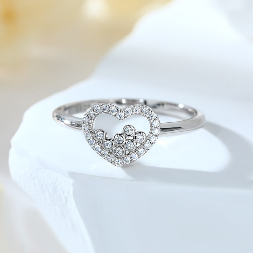 Damen Ring mit herzförmigem Design und funkelndem Zirkonia-Besatz Shop Nory