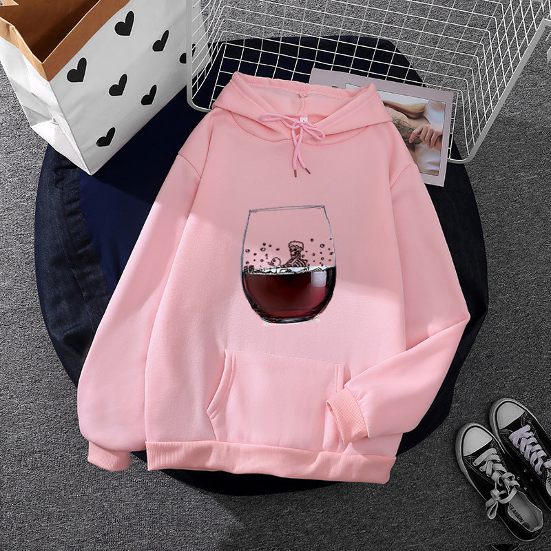 Damen nan lässiger Kapuzenhoodie mit fotorealistischer Weinglas‑Grafik, Kängurutasche und weichem Fleece Shop Nory
