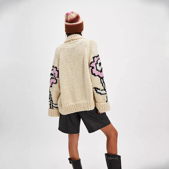 Damen Oversized Grobstrick-Cardigan mit Schalkragen, Blumenintarsien & Knopfleiste Shop Nory