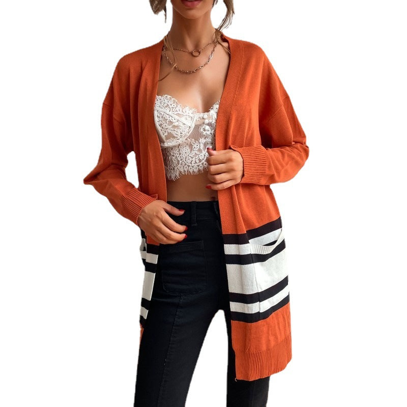 Damen Midilanger offener Feinstrick-Cardigan mit Colorblock-Streifen und aufgesetzten Taschen Shop Nory