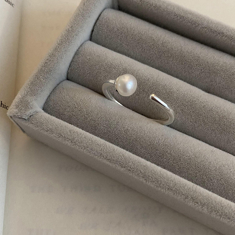 Damen Ring mit edler Perle und modernem Design Shop Nory