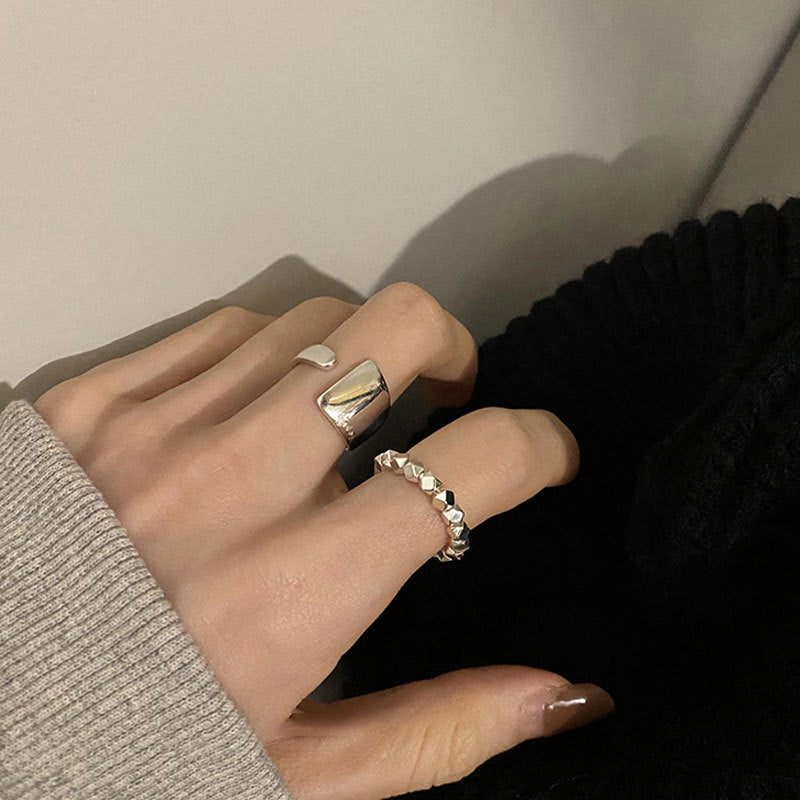 Damen Offener Ring mit modernem geometrischem Design und strukturierter Oberfläche Shop Nory