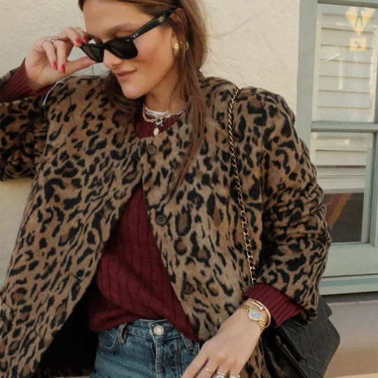Damen Kurz geschnittener Kunstpelzmantel mit Leopardmuster und kastiger Silhouette Shop Nory