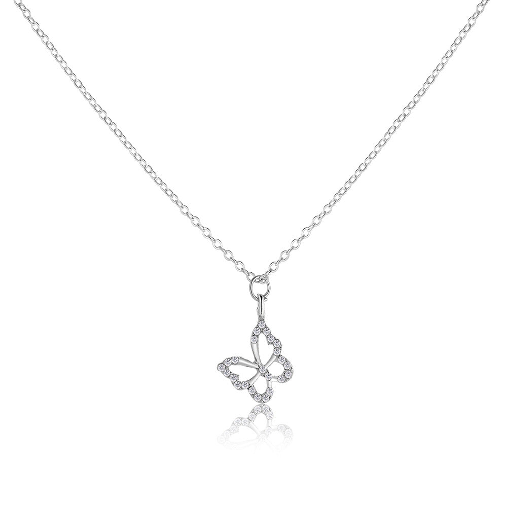 Damen Halskette mit filigranem Schmetterlingsanhänger und funkelnden Zirkonia Shop Nory