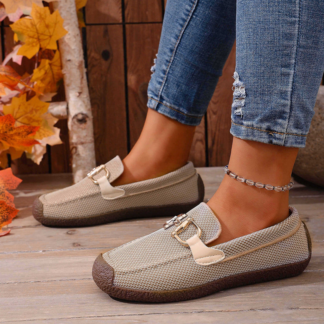 Damen leichte Slip-On Mokassins mit atmungsaktivem Mesh-Obermaterial und modischer Schnallenverzierung