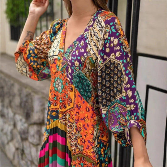 Damen Maxikleid mit buntem Patchwork-Design und voluminösen Ärmeln Shopnory